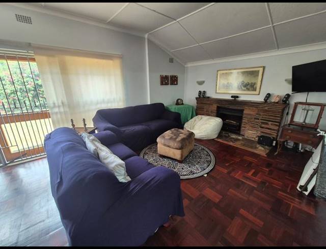 3 BEDROOM HOUSE FOR SALE IN SOUTH CREST